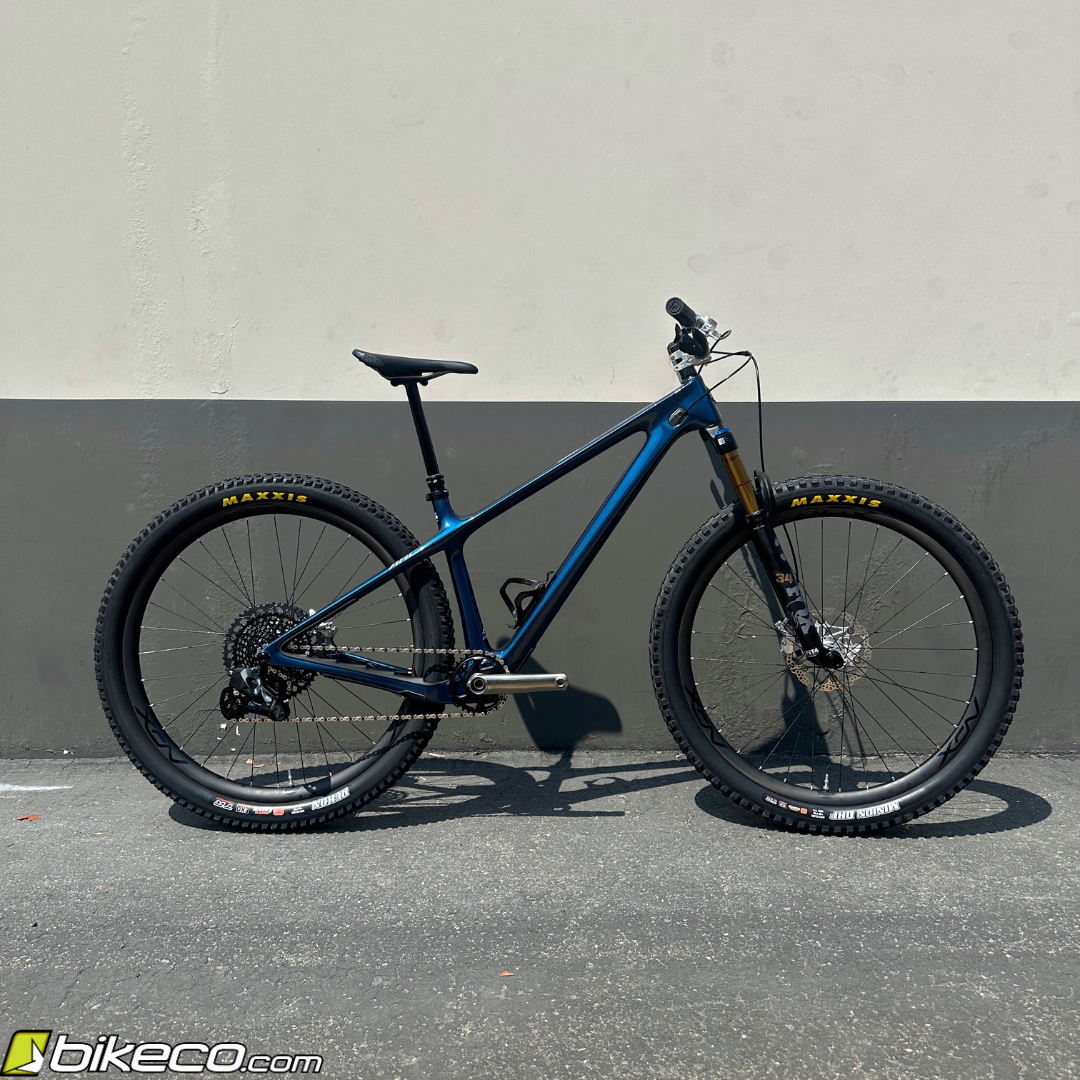 Custom '24 Yeti ARC built by the Pros at BikeCo.com 